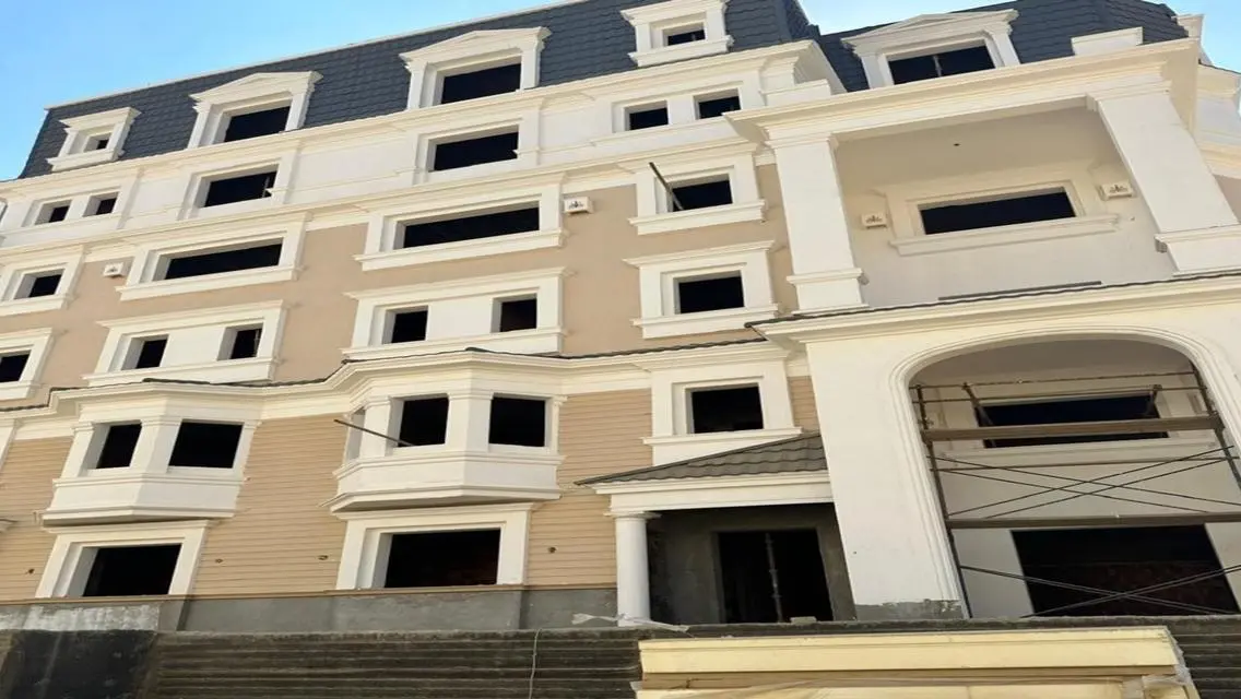 I Villa Garden corner for sale with largest garden