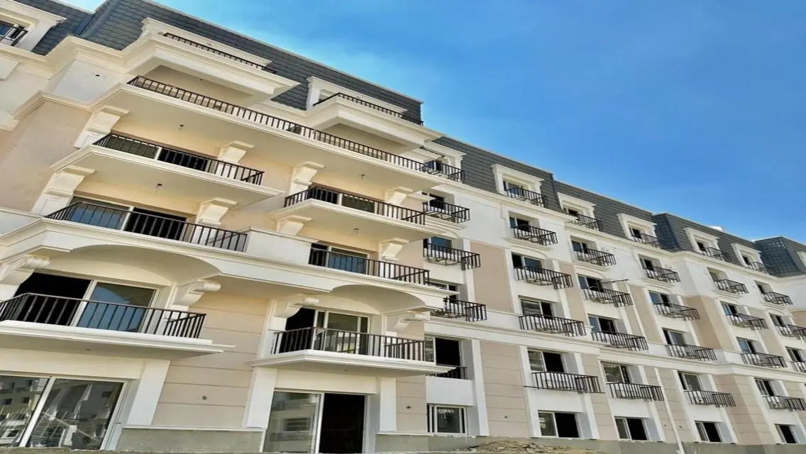 I Villa Garden corner for sale with largest garden