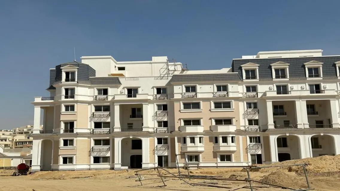 I Villa Garden corner for sale with largest garden