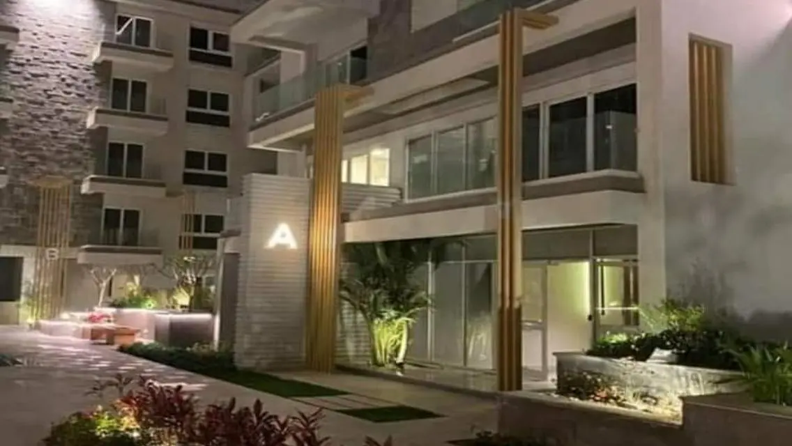 sky loft for sale with prime location in club park