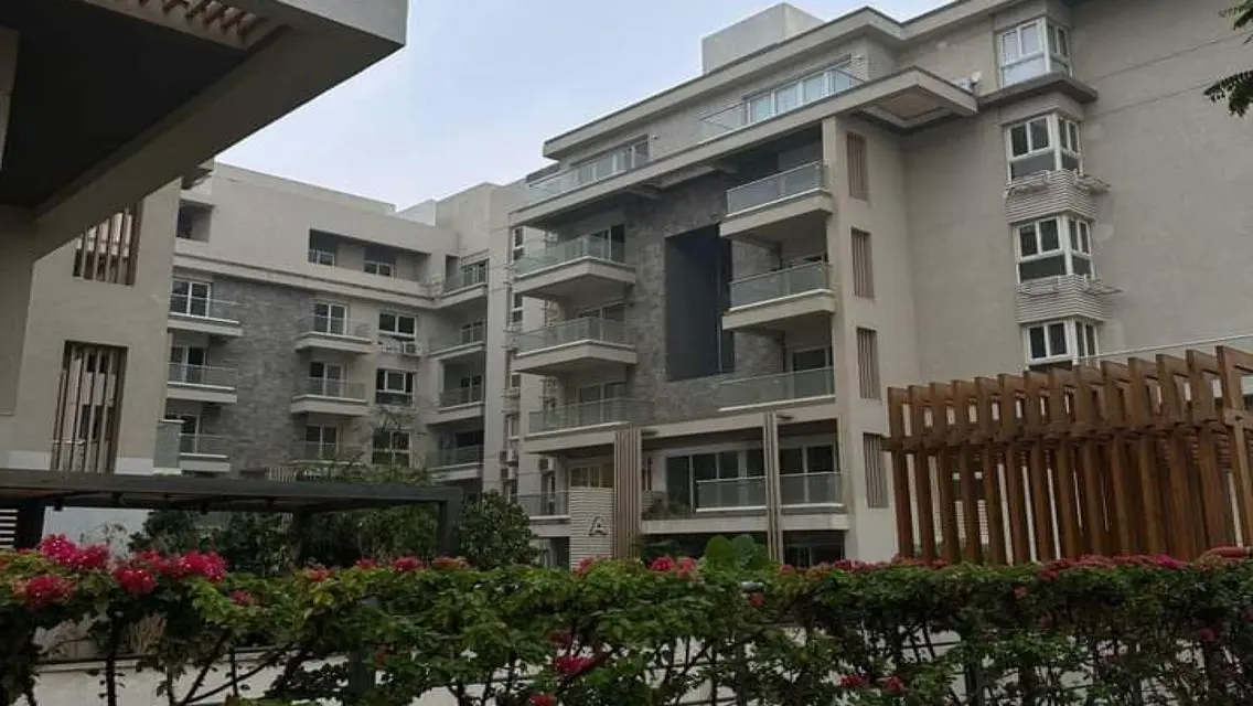 sky loft for sale with prime location in club park