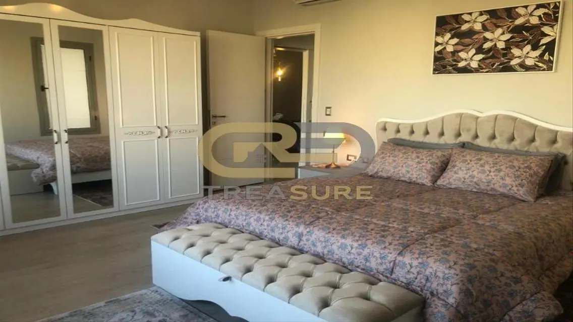 Fully furnished Studio for rent in Village Gate  .