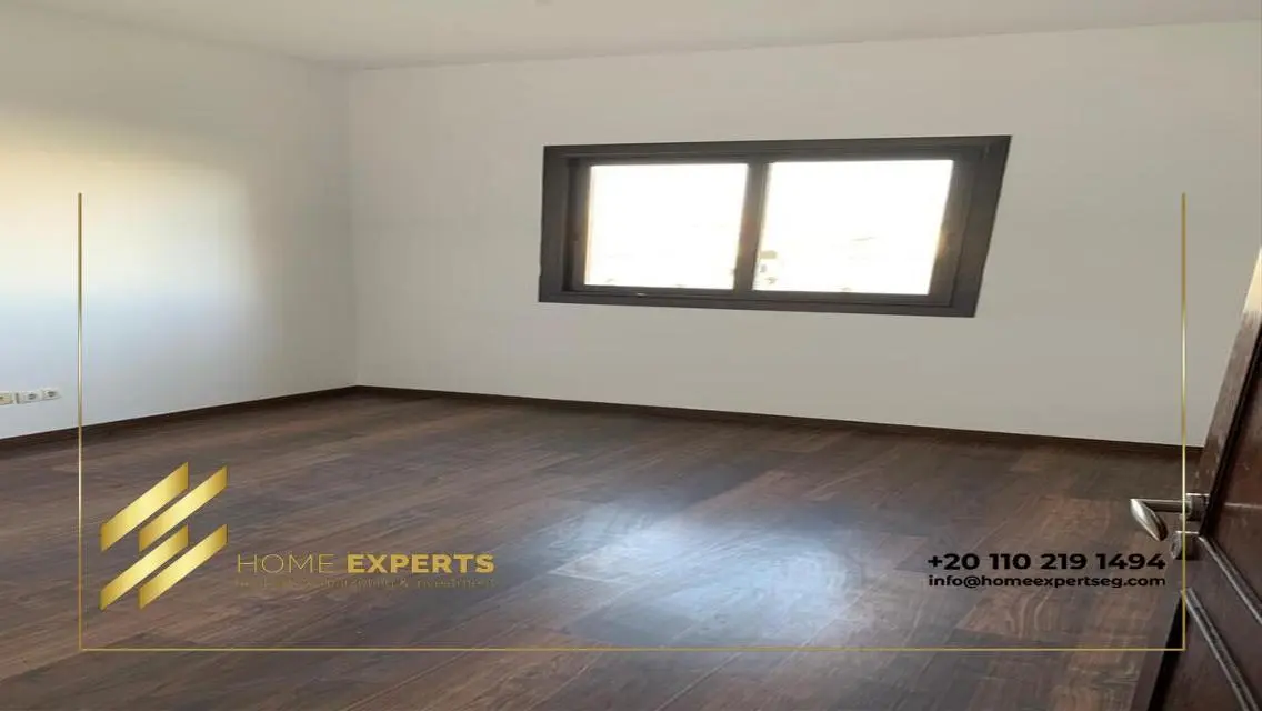 Twin House for rent in Mivida _ Ultra Super Lux _