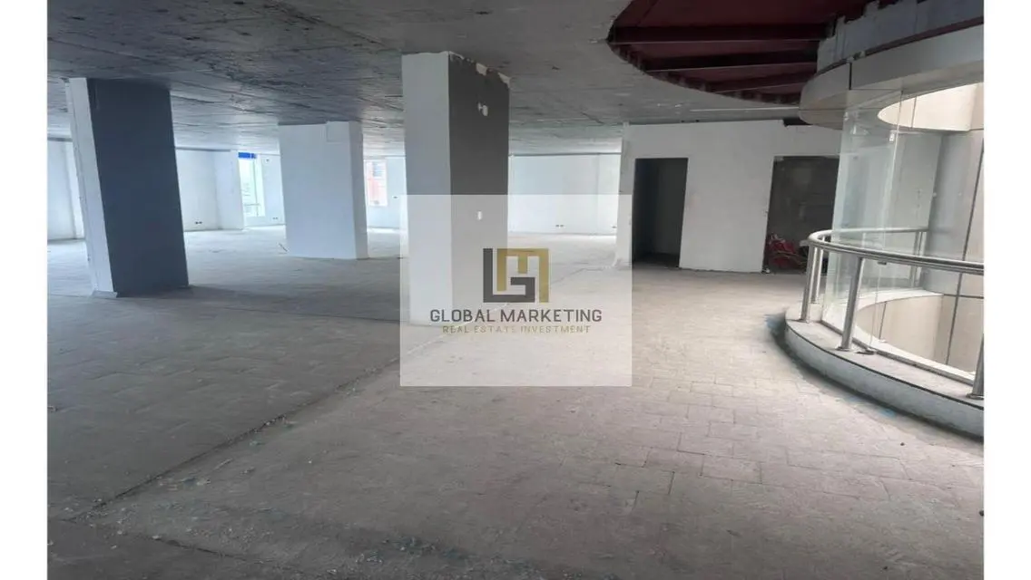 Administrative headquarters 1500 m for Rent