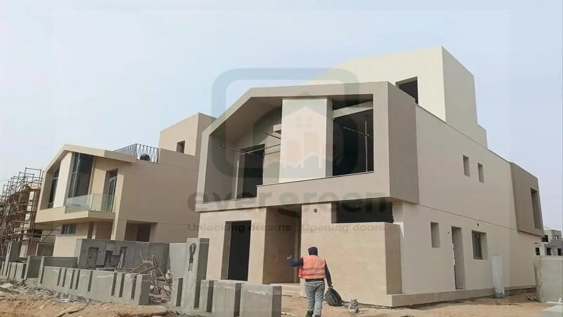 Twin House in Vye Sodic Delivery 2025 ins. Over 8Y