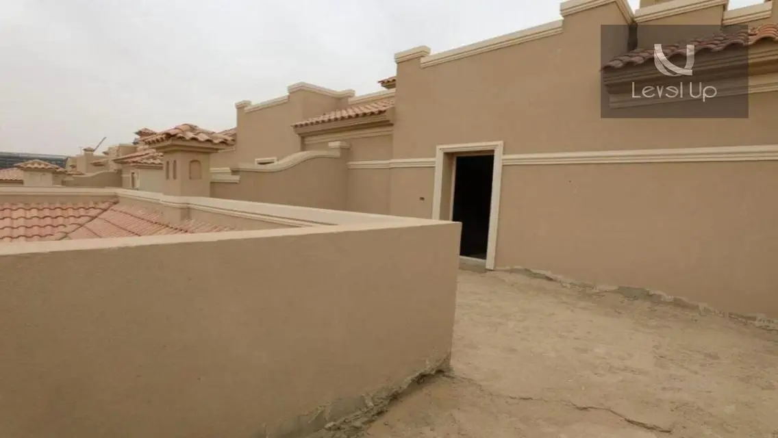 توين هاوس للبيع بسعرلقطة موقع مميز في الباتيو اورو