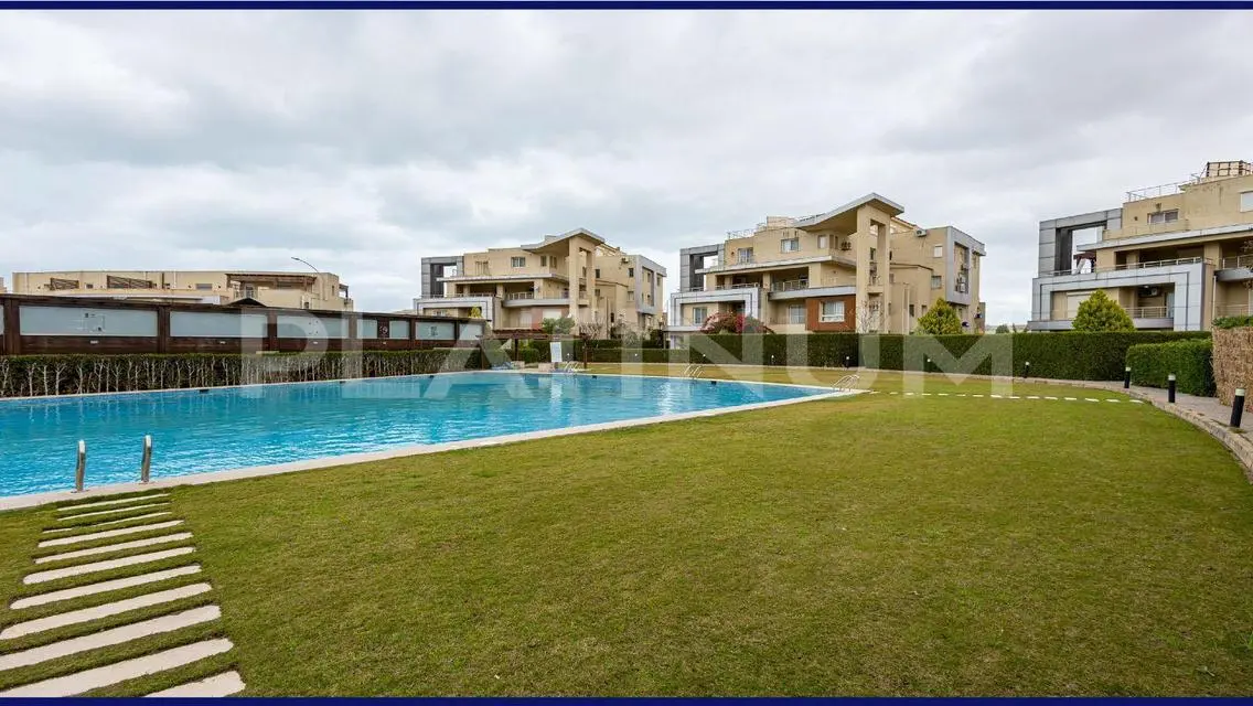 Luxurious Apartment in the Heart of the City, 220 sqm