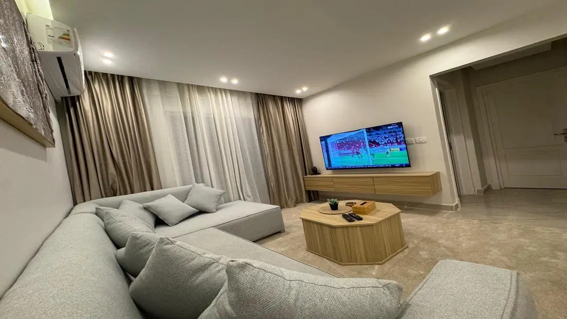 Cozy Fully Furnished Apartment Near T Services