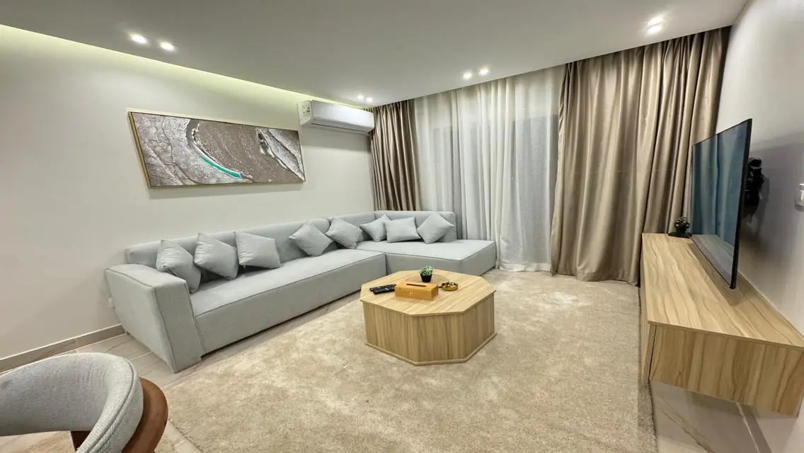 Cozy Fully Furnished Apartment Near T Services