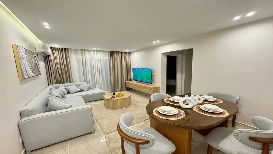 Cozy Fully Furnished Apartment Near T Services