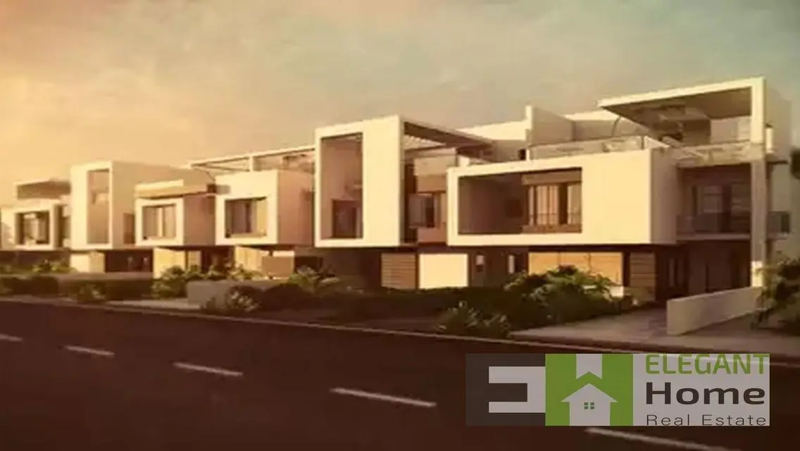 Luxury town house - best location in Fifth square
