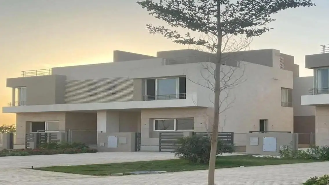 اخر فيلا فاخرة امتلك مع بالم هيلز قسط ع10س ف بامبو