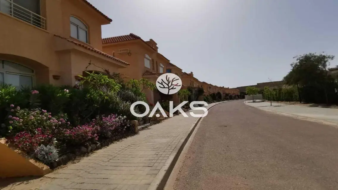 Twin house for sale over 10 years in Telal El Sokh