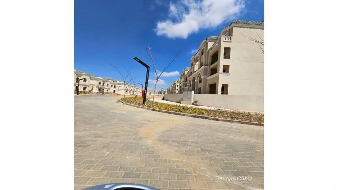 شقة جاهزة للسكن للبيع في لافينير من شركة صبور