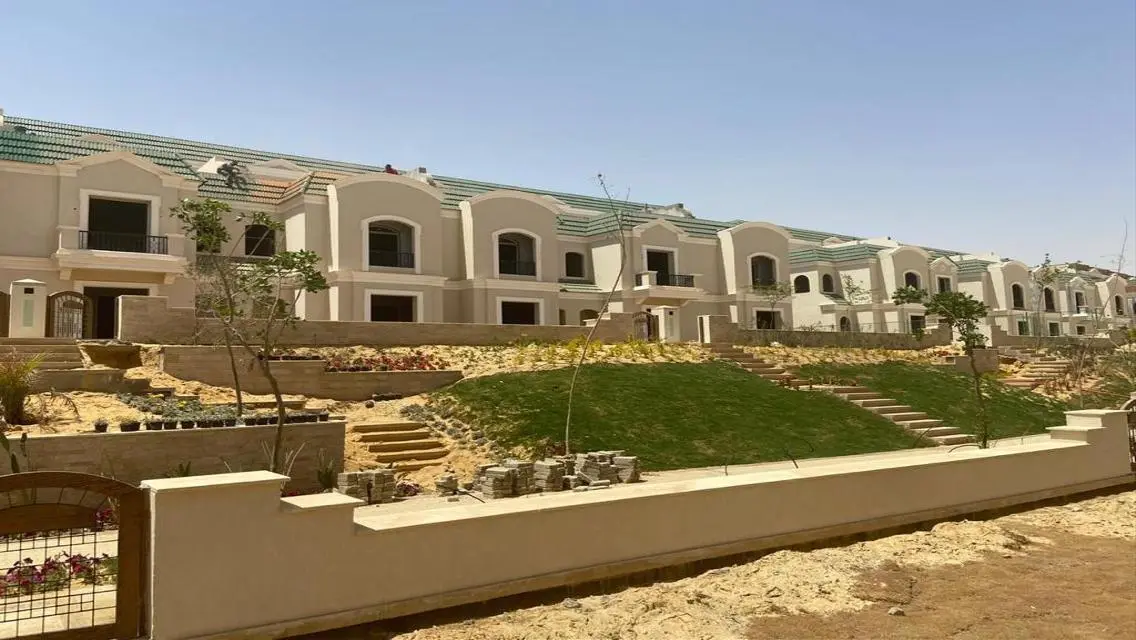 شقة جاهزة للسكن للبيع في لافينير من شركة صبور