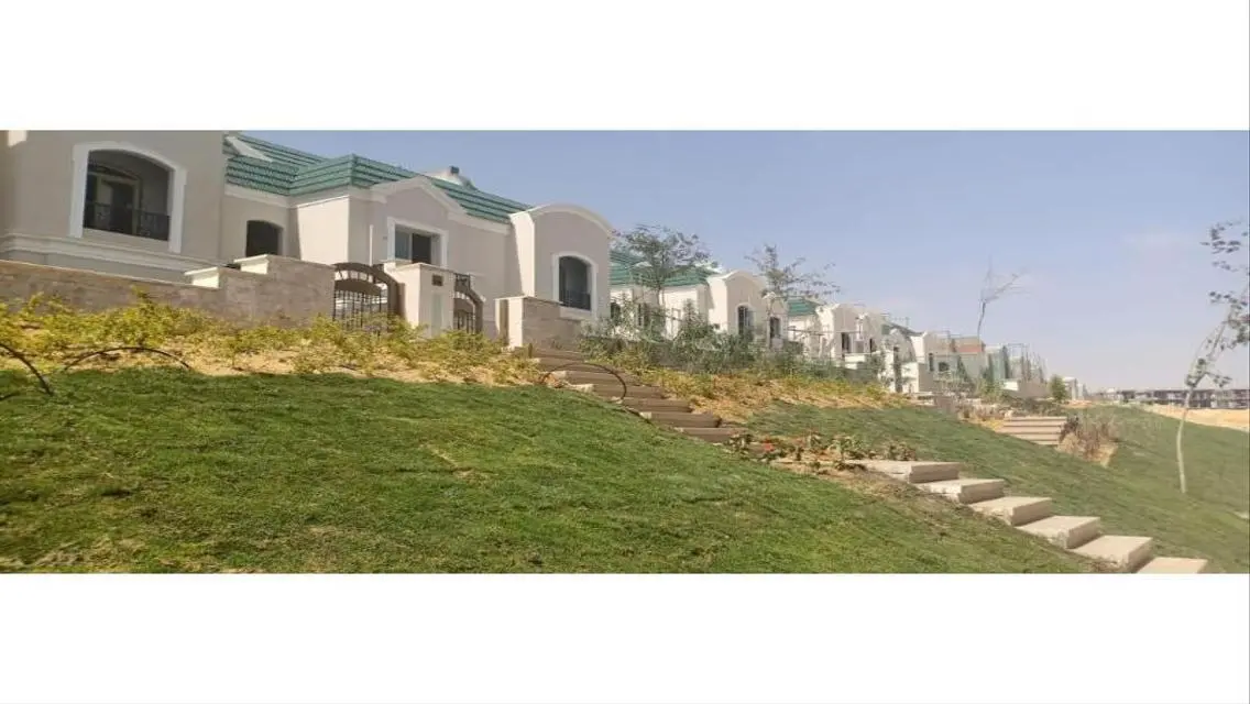Duplex Garden for sale at L&#39;avenir