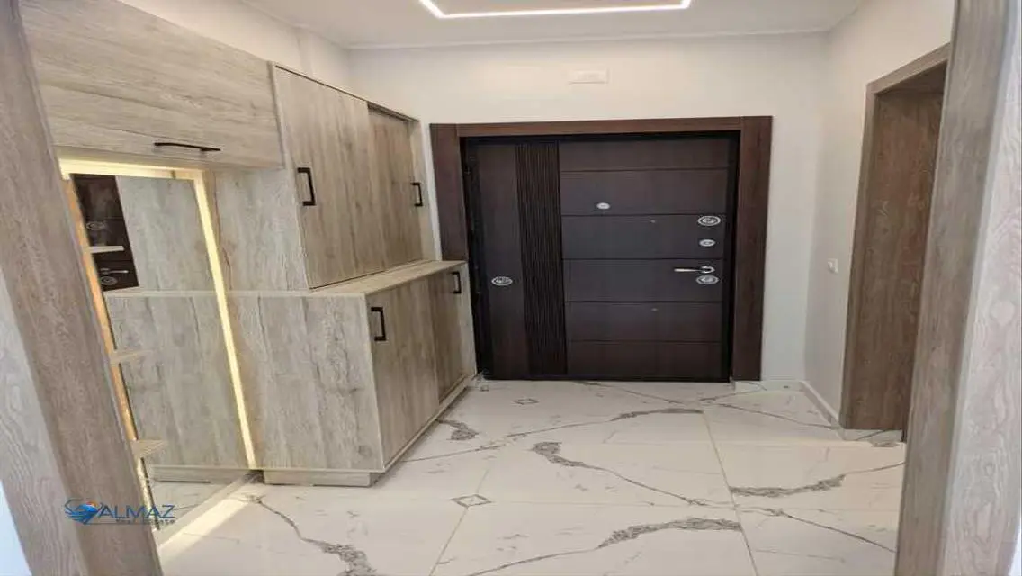 Apartment for sale in Galleria Moon Valley