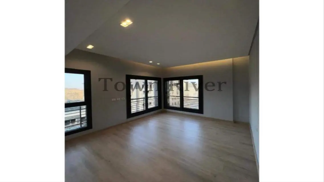 Penthouse for sale in Trio Garden, New Cairo