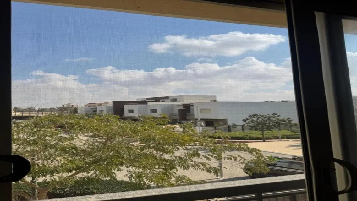 Standalone villa for Rent in Hyde Park compound