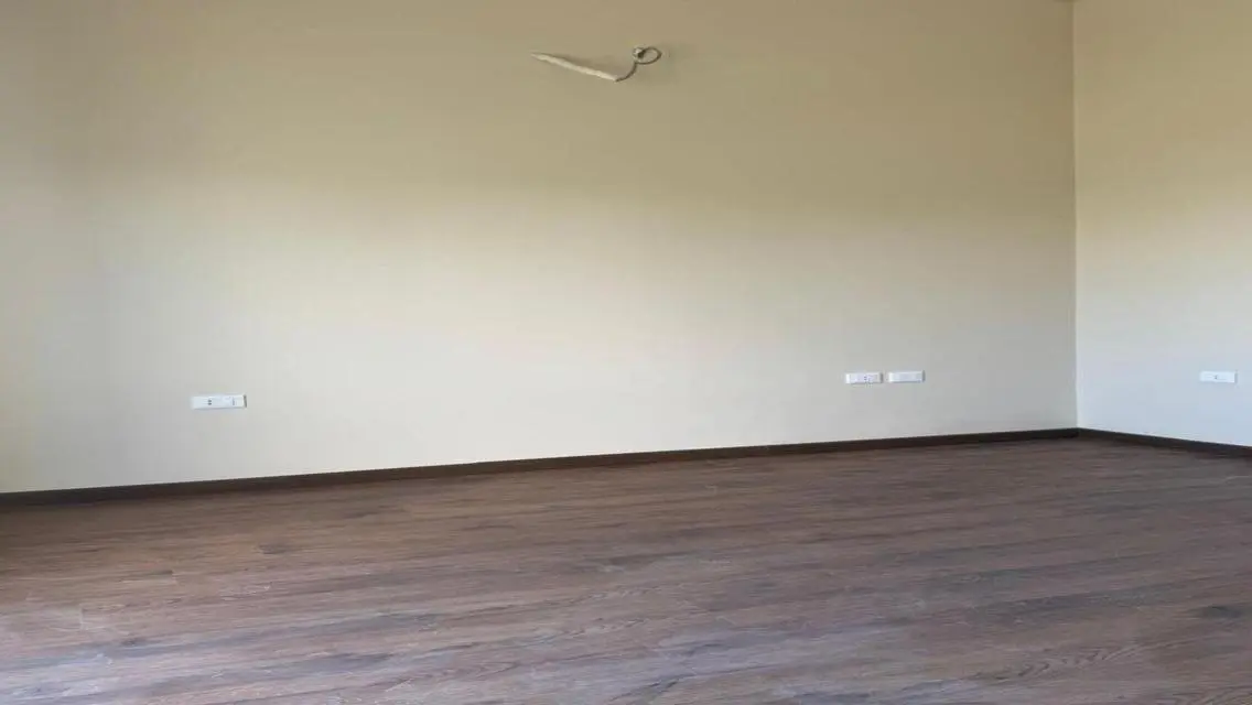 Standalone villa for Rent in Hyde Park compound