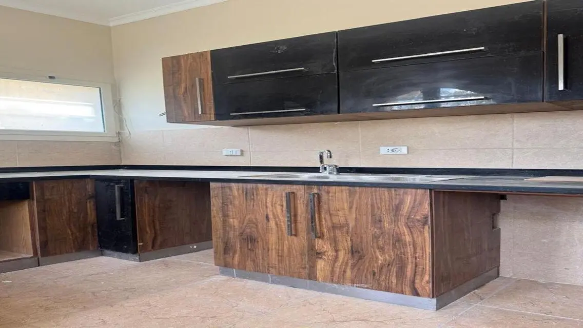 Standalone villa for Rent in Hyde Park compound