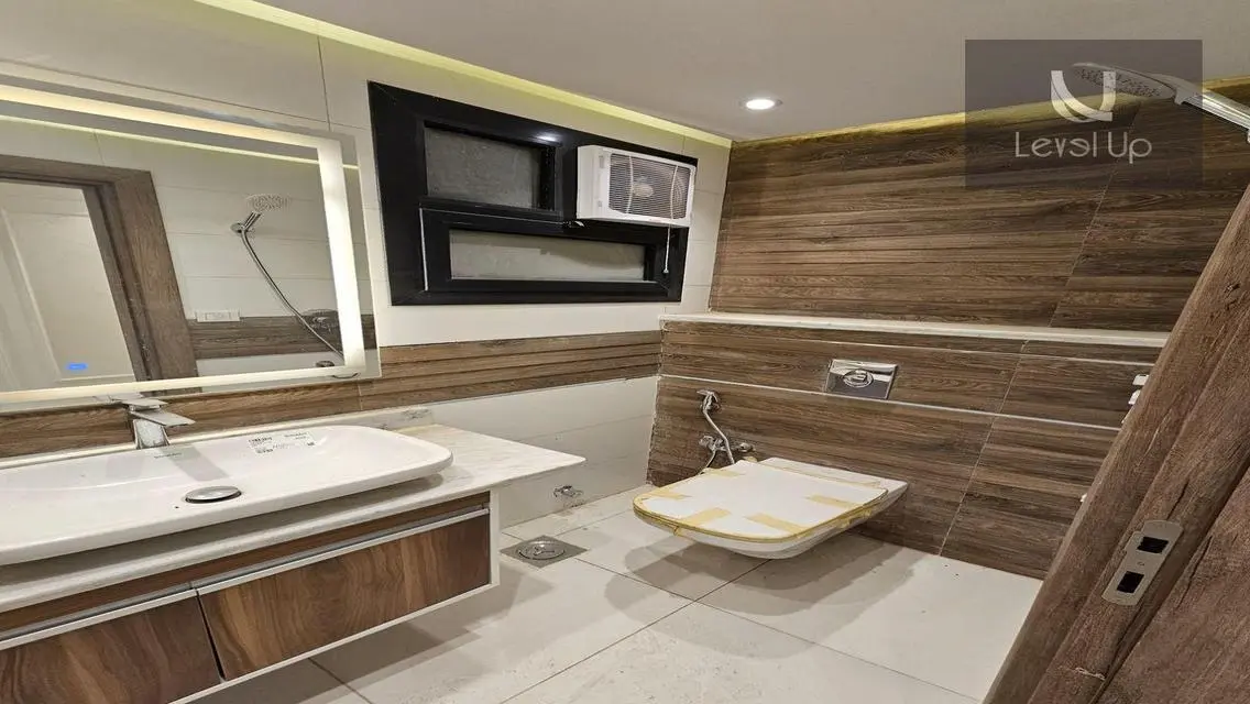 Apartment for sale 179 m in Azad Compound