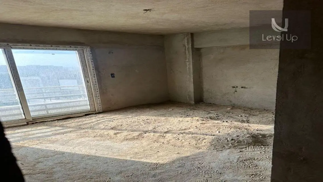 شقة للبيع 4غرف بسعر لقطة في ذا سكوير الجولدن سكوير