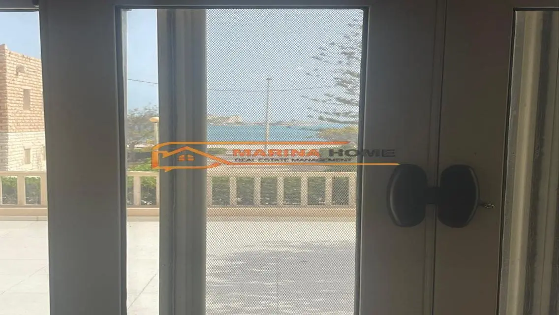 For sale Villa in Marina 2  second row lagoon