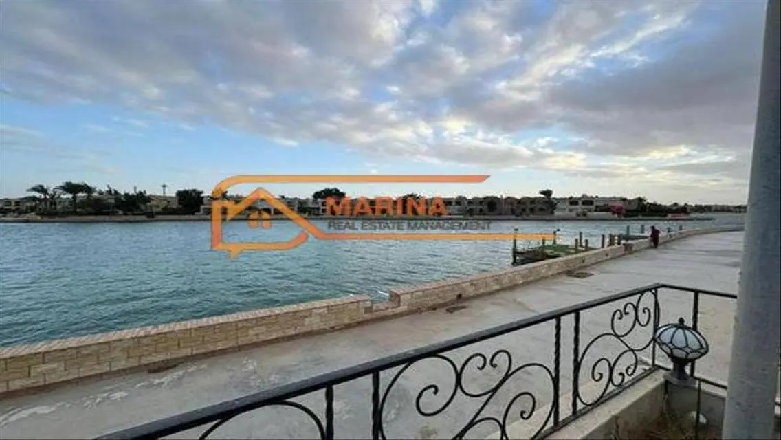 for sale vile in Marina 5 first row rocky lake