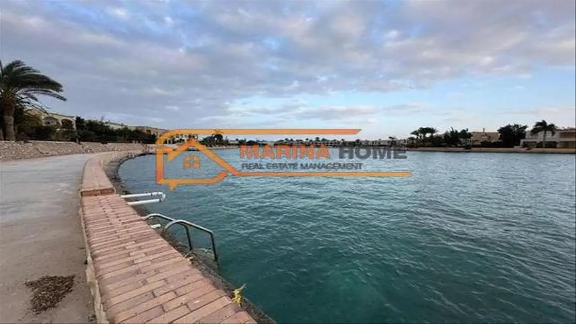for sale vile in Marina 5 first row rocky lake