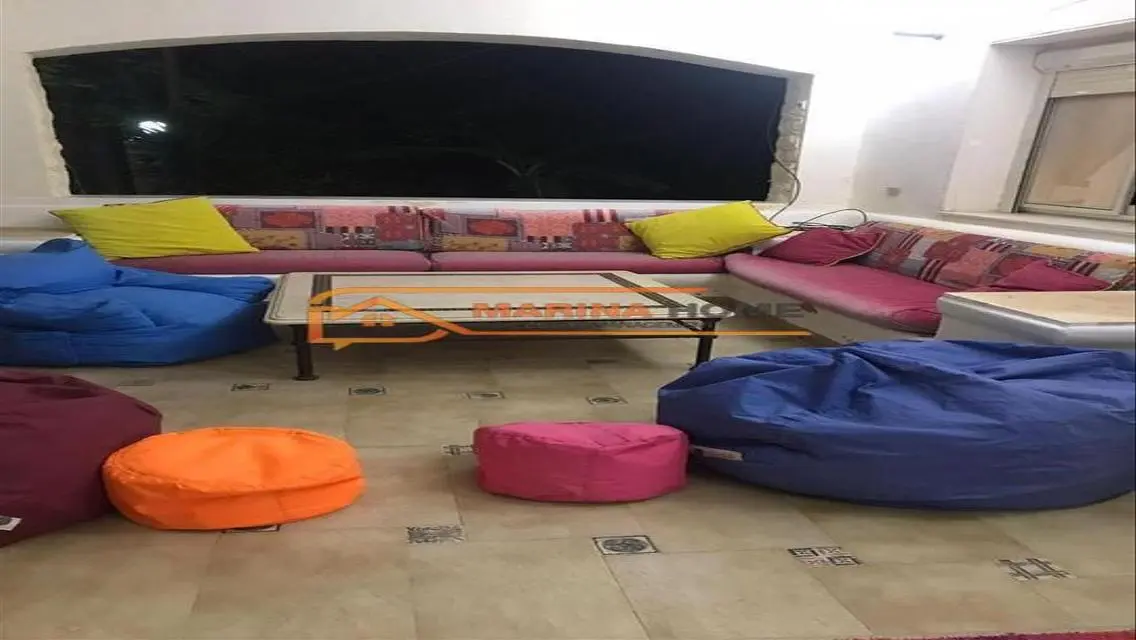 للبيع فيلا قى مارينا 1 معدلة اول صف بحر حمام سباحه