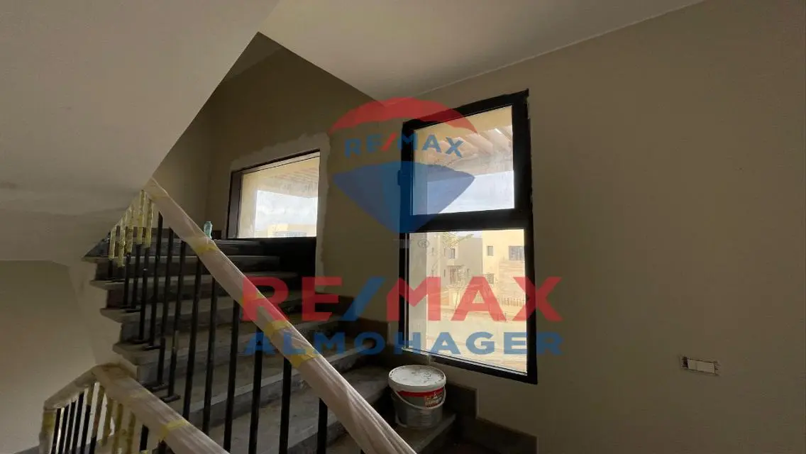 Luxury Apartment in O-West with Private Garden