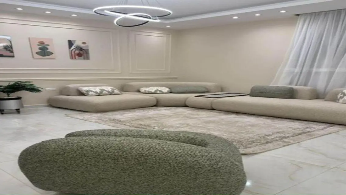 Villa with 250 sqm Garden in New Cairo 10Yrs Inst