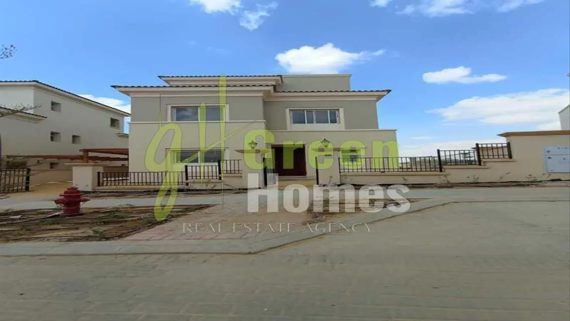 Townhouse for Sale in Uptown Cairo
