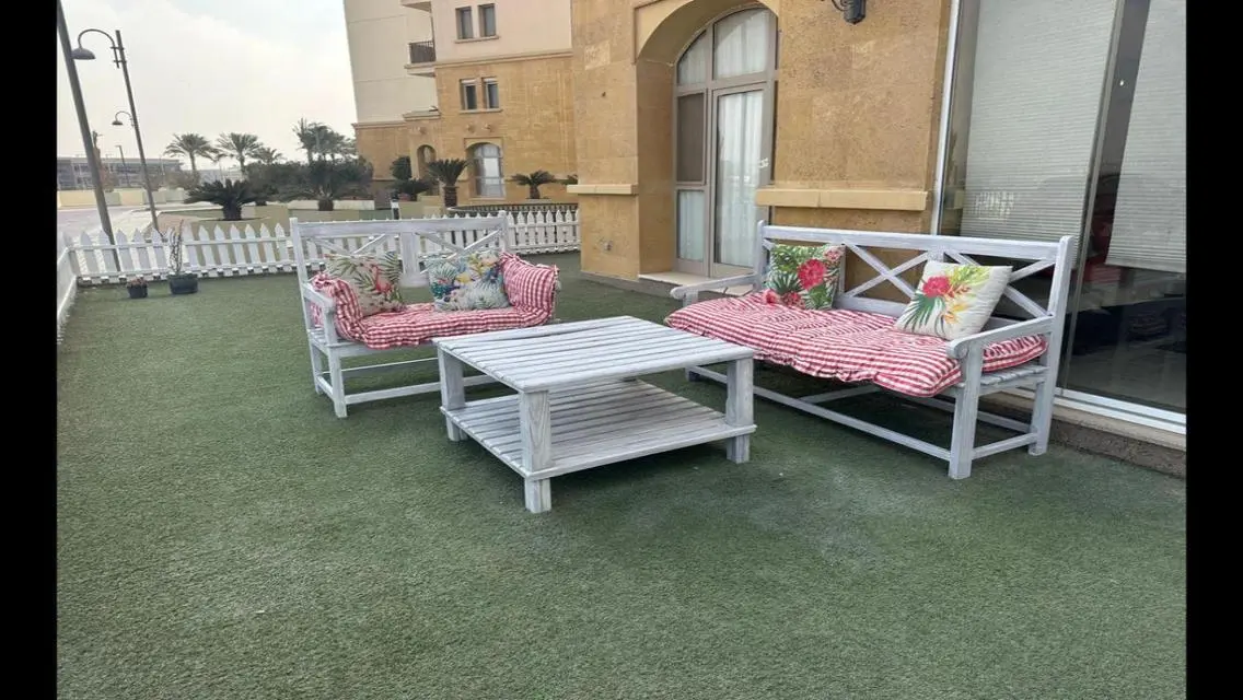 Apartment for rent fully furnished in Uptown Cairo