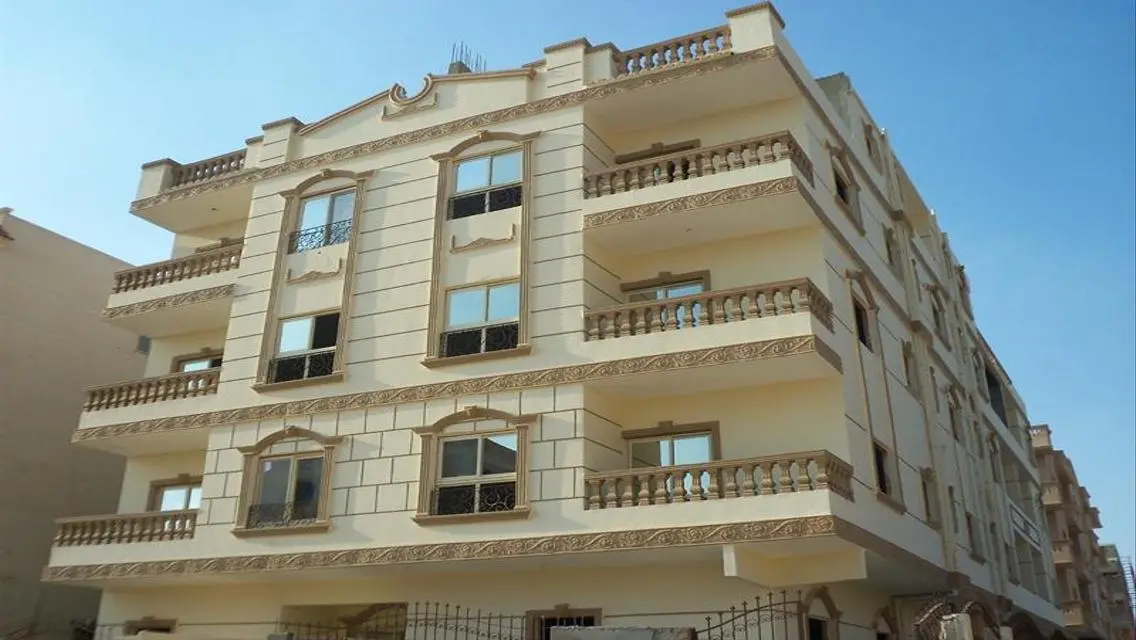 138 جانبي المنطقة الخامسة بجوار كمبوند المعادي فيو