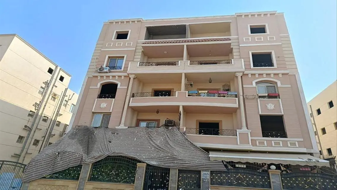 138 جانبي المنطقة الخامسة بجوار كمبوند المعادي فيو