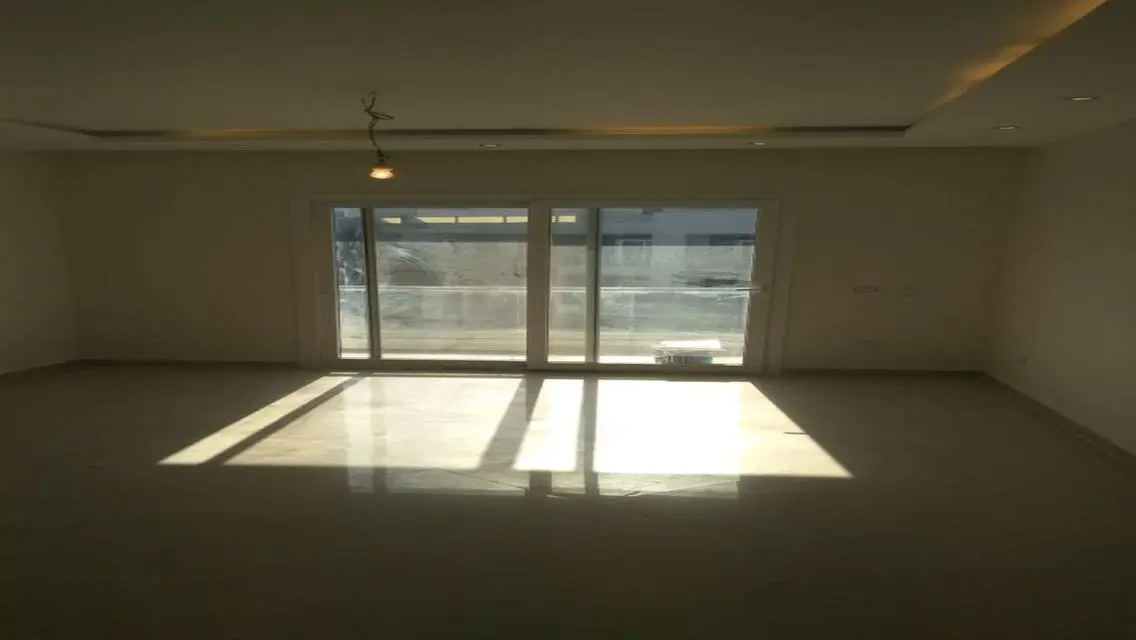 Penthouse for Rent at Zayed Dunes