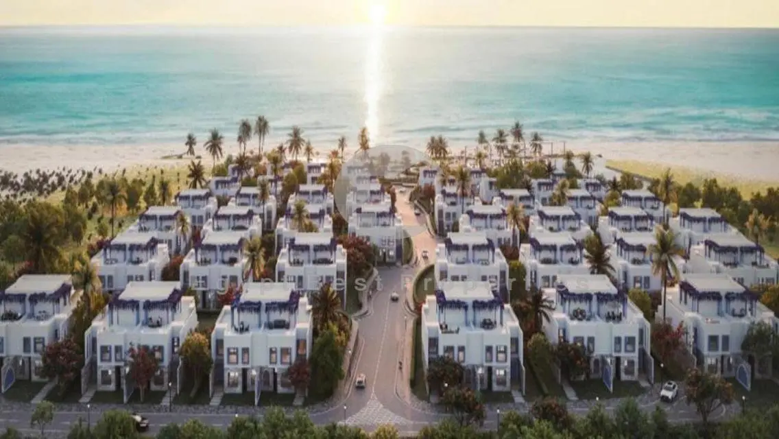 Duplex 3bedrooms prime location 3beds @ cali coast