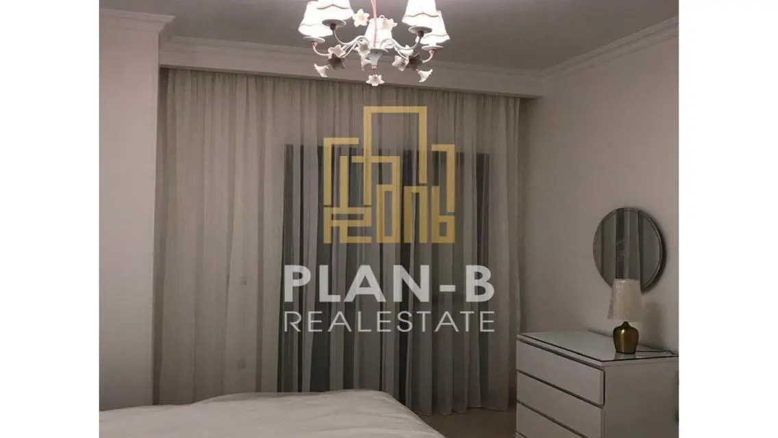 For rent ground floor apartment with garden
