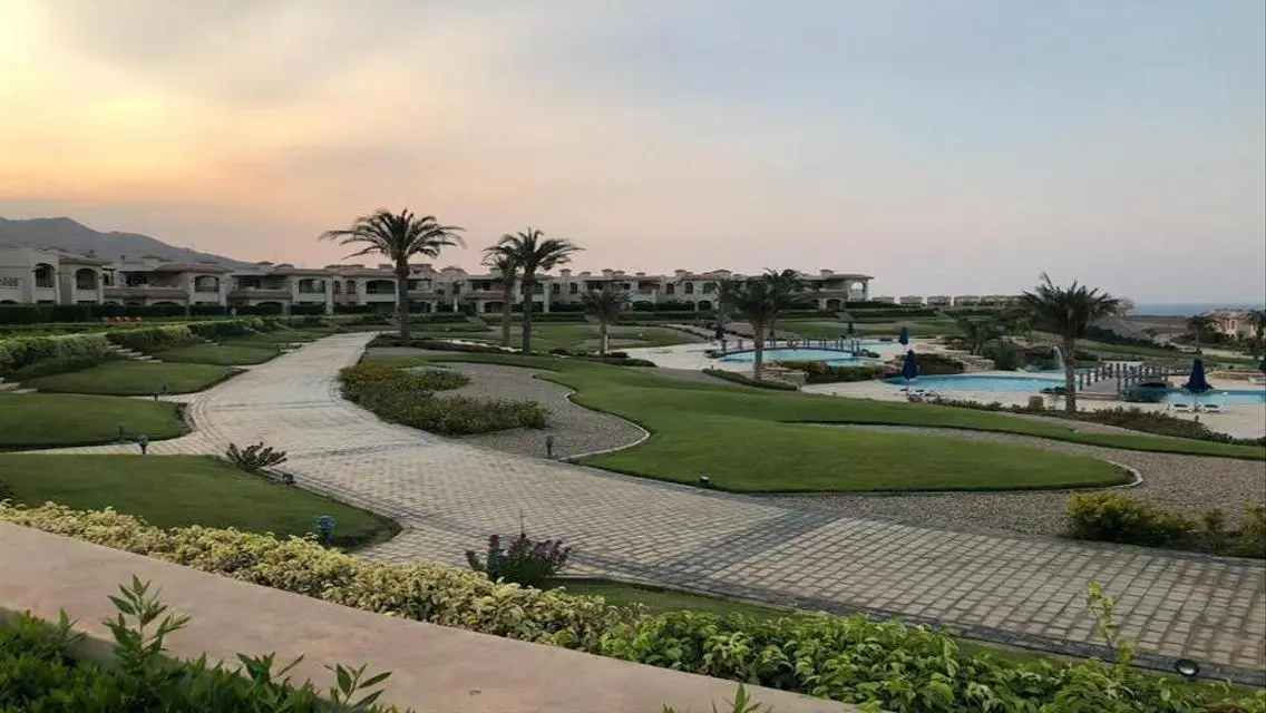 Luxury Villa Overlooking Lakes in La Vista 6, Sokhna