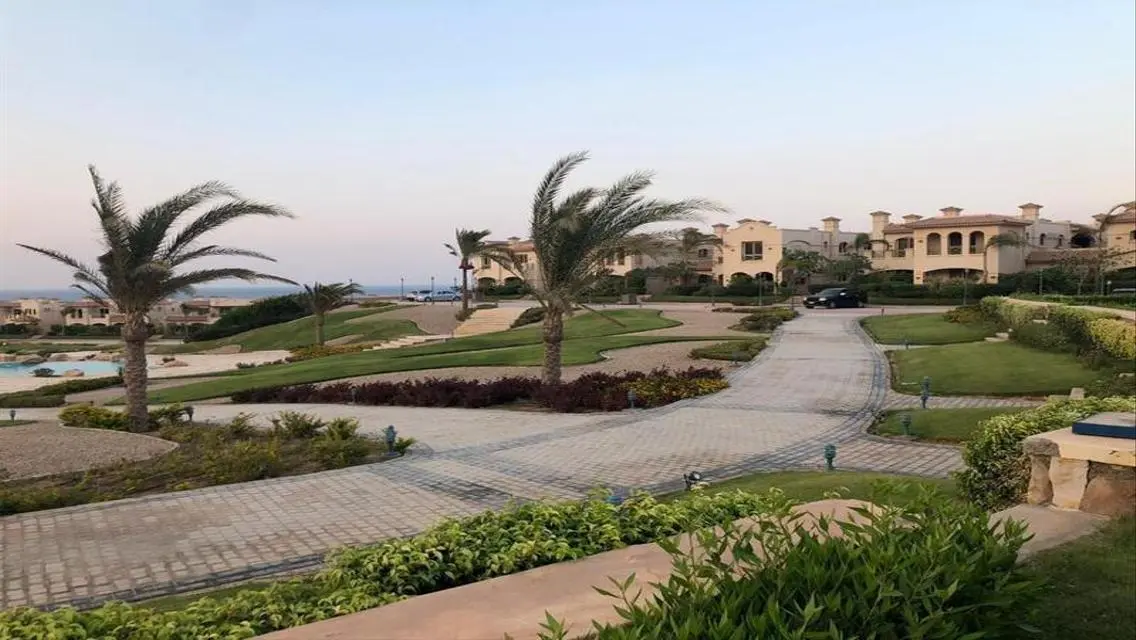 Luxury Villa Overlooking Lakes in La Vista 6, Sokhna