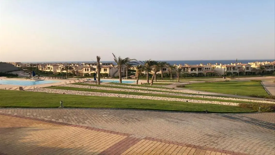 Luxury Villa Overlooking Lakes in La Vista 6, Sokhna