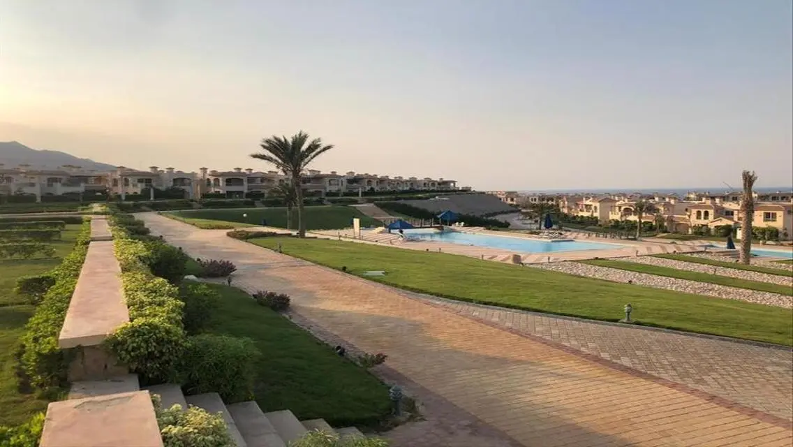 Luxury Villa Overlooking Lakes in La Vista 6, Sokhna