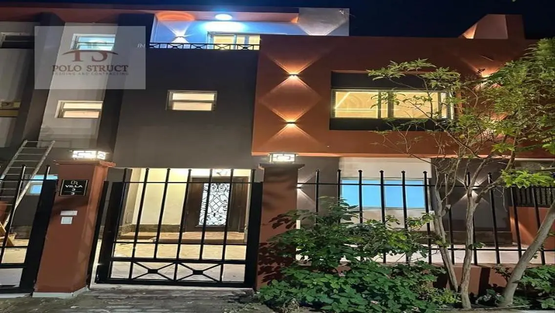 فيلا فاخرة بمساحة 270 متر مربع للبيع
