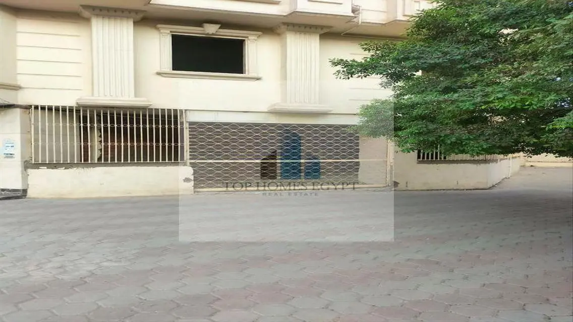 مقر إداري دورين للبيع في شارع الحجاز مصر الجديدة