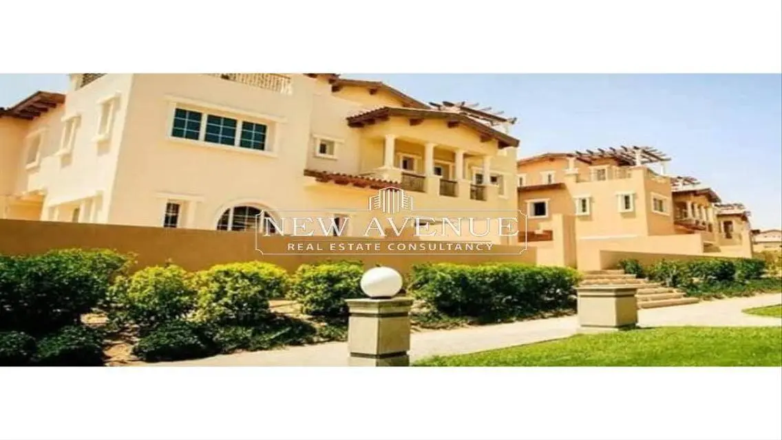 Classic Fully finished Townhouse in Hyde park
