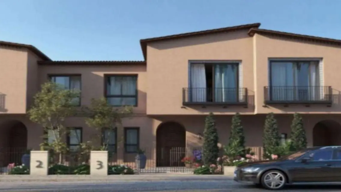 Townhouse in Village West next to Cairo Gate Emaar