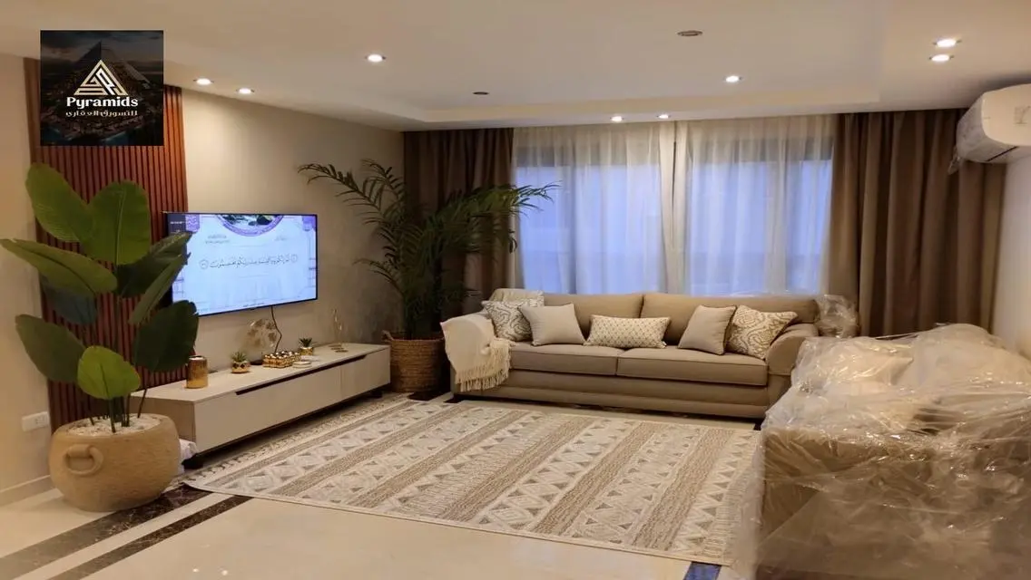 شقه مفروش اول سكن للايجار في الدقي.    .