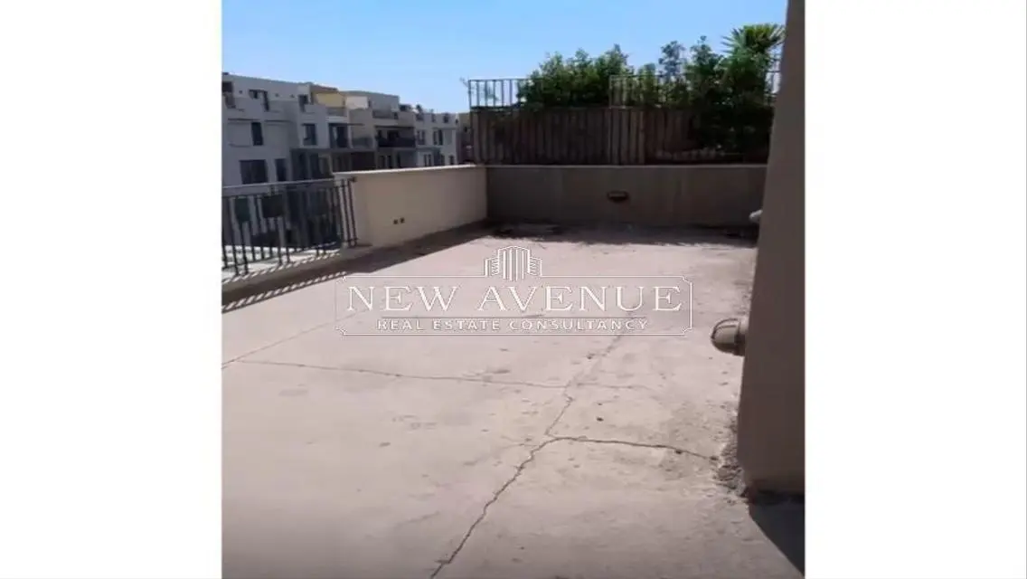 Roof Duplex In Eastown in Sodic New cairo